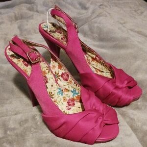 Elegant Pink Women's Heels